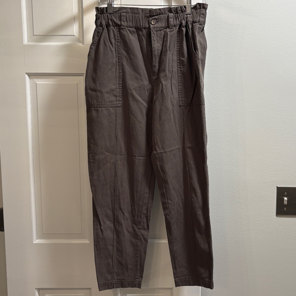 The Normal Brand Women's Dark Olive Cropped Pants